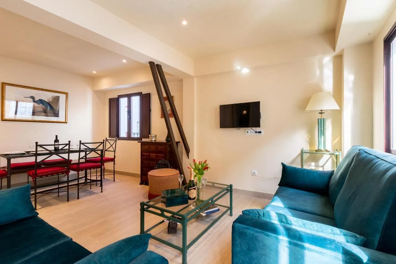 Holi-Rent Pimienta Villa Seville